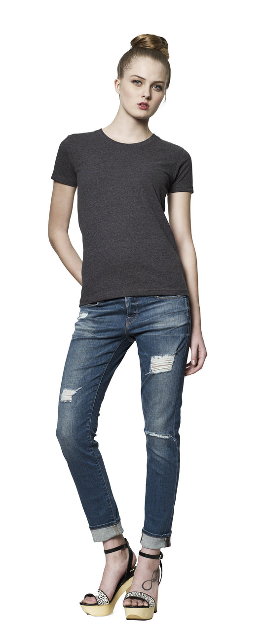 SA02 | Women's Slim Fit T-Shirt